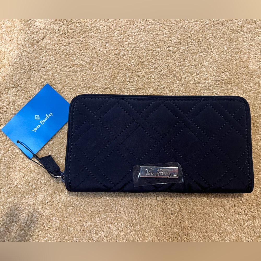 NWT Vera Bradley RFID Georgia Wallet Classic Navy